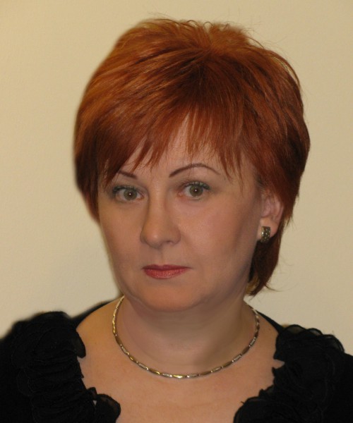 Petrovicsné Binder Eszter